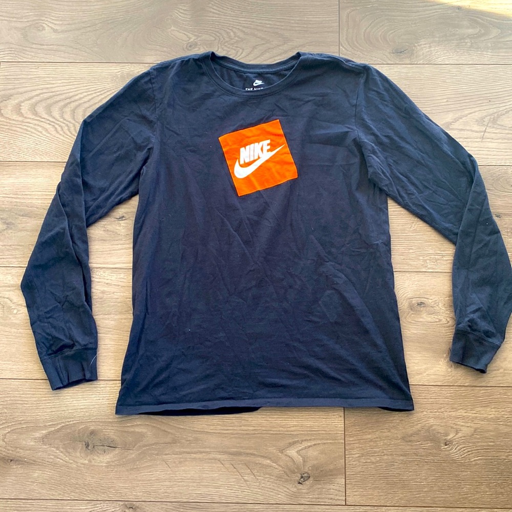 Nike Long Sleeve Small Shirt